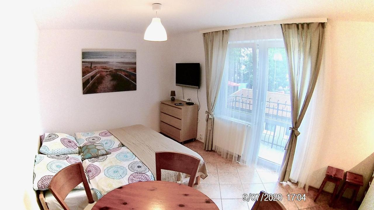 Czarny Bursztyn Apartment Dziwnowek Exterior photo